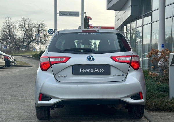 Toyota Yaris cena 54900 przebieg: 69510, rok produkcji 2018 z Poznań małe 79